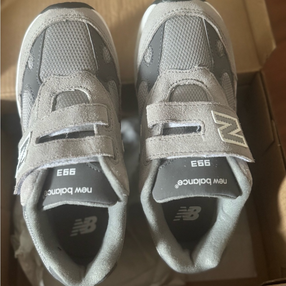 New Balance Kids' Black and Gray Sneakers